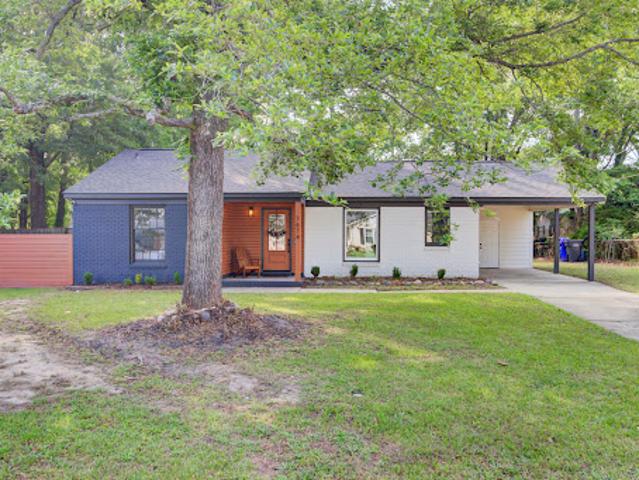 House for sale in North Charleston
