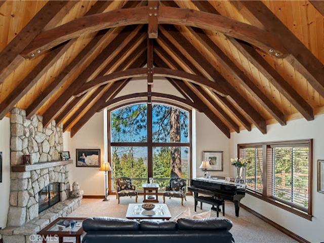 House for sale in Cedar Glen, California