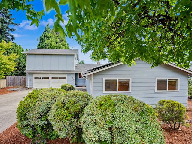 House for sale in Oregonia