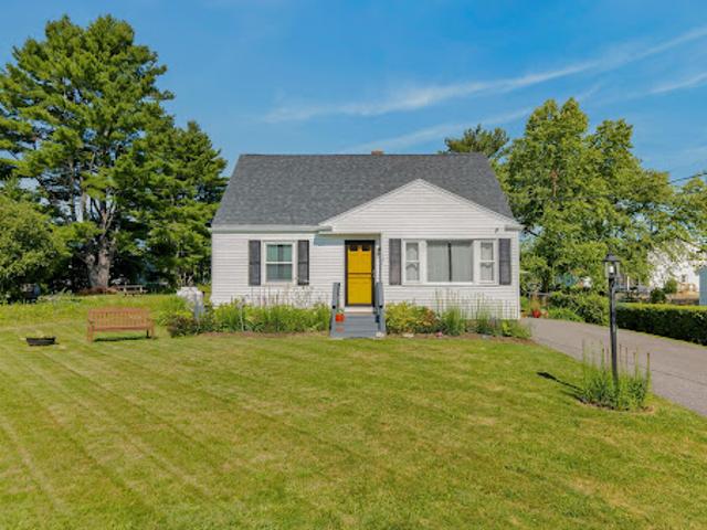 House for sale in Peaks Island, Maine