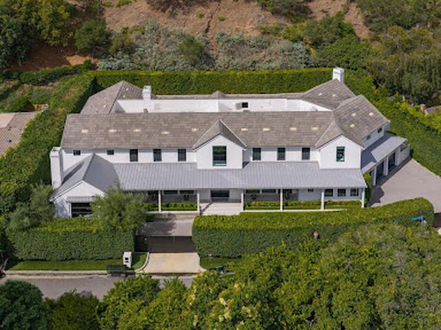 House for sale in Canoga Park, California