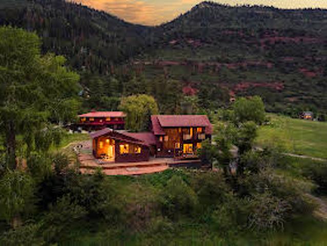 House for sale in Ridgway House for sale in Ridgway