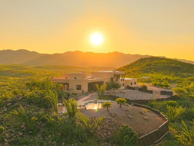 House for sale in Tubac, Santa Cruz County
