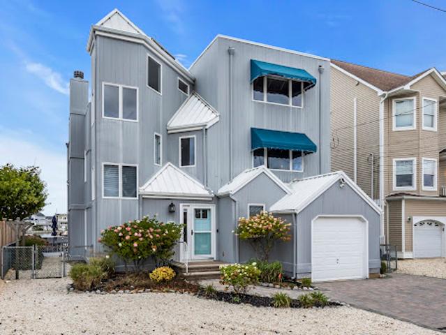 House for sale in Normandy Beach, New Jersey