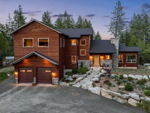 House for sale in Sandpoint