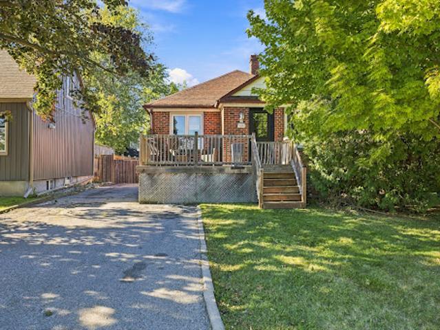 House for rent in Oakville, Golden Horseshoe