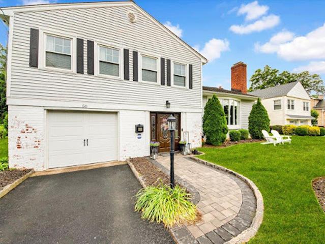 House for sale in Scarsdale, New York