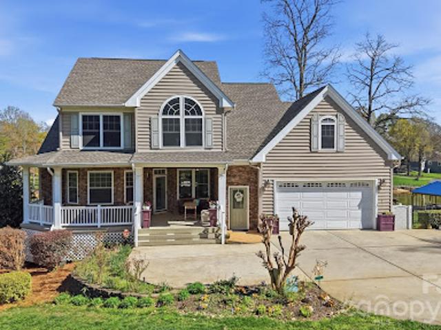 House for sale in Mooresville, North Carolina