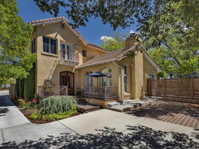 House for sale in New Mexico