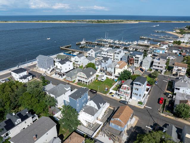 House for sale in Monmouth, New Jersey