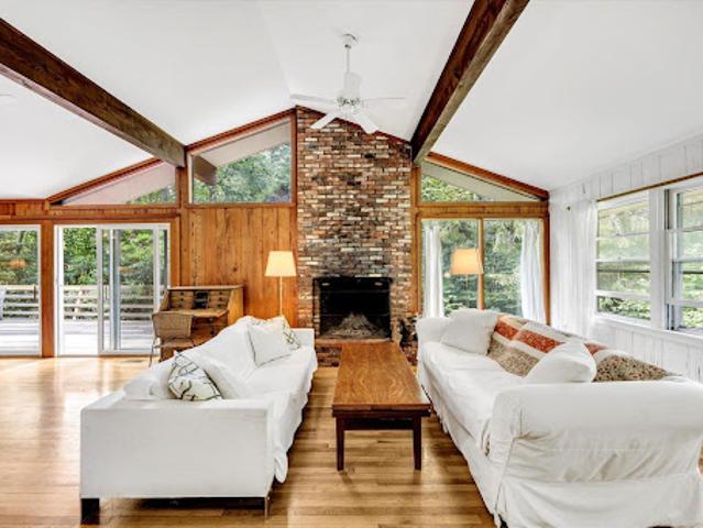 House for rent in Woods Hole