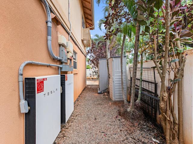 House for sale in Waipahu, Honolulu County