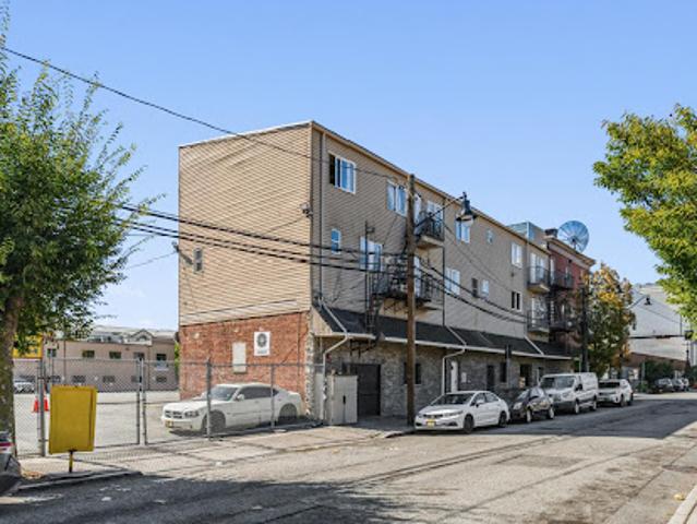 House for sale in Newark, New Jersey