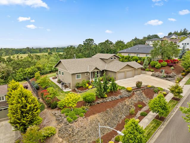 House for sale in Oregonia