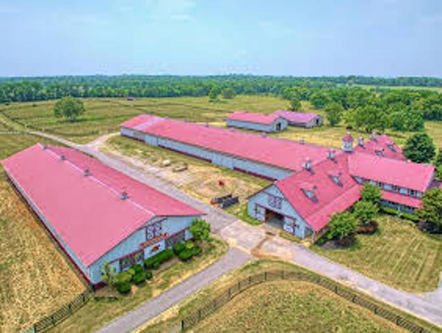 House for sale in Charles Town