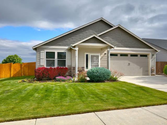 House for sale in Oregonia