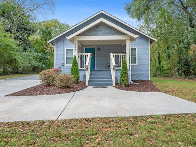 House for sale in Acworth, Georgia
