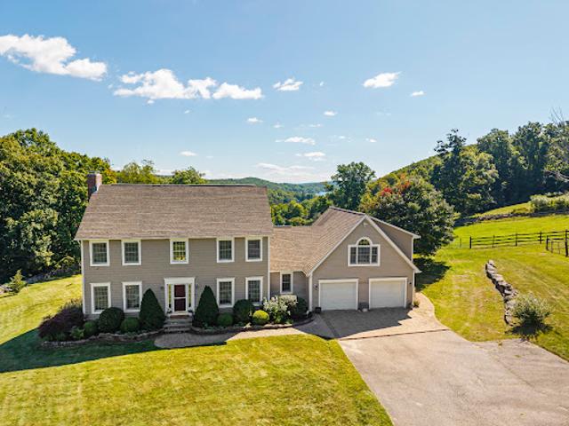 House for sale in Winchester Center, Connecticut