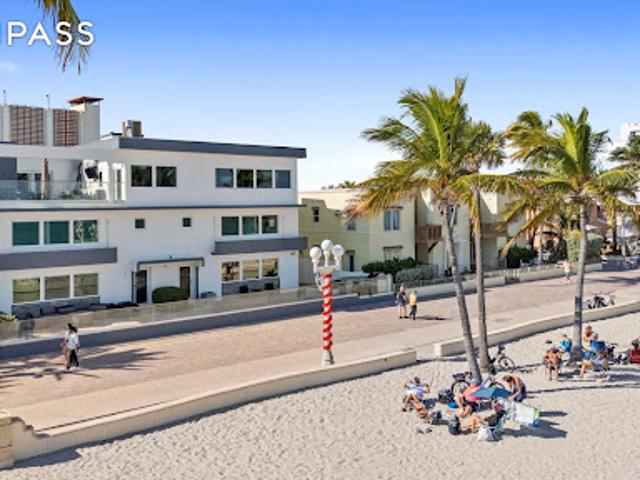 House for sale in Hollywood, Florida