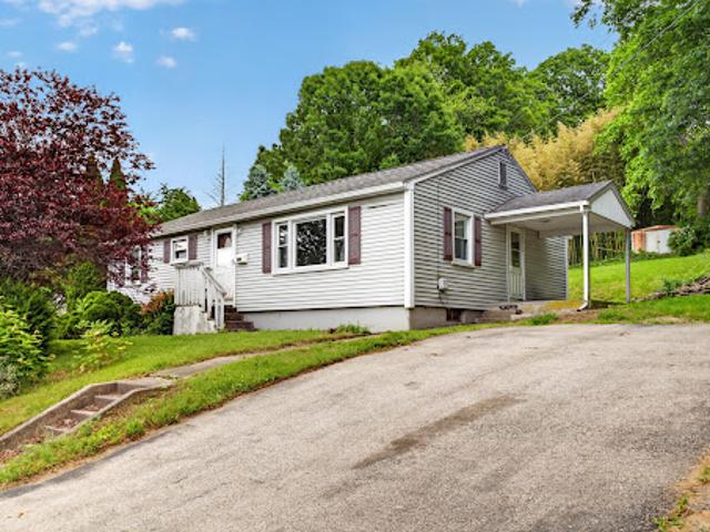 House for sale in Norwich, Connecticut