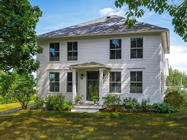 House for sale in Blue Hill, Maine