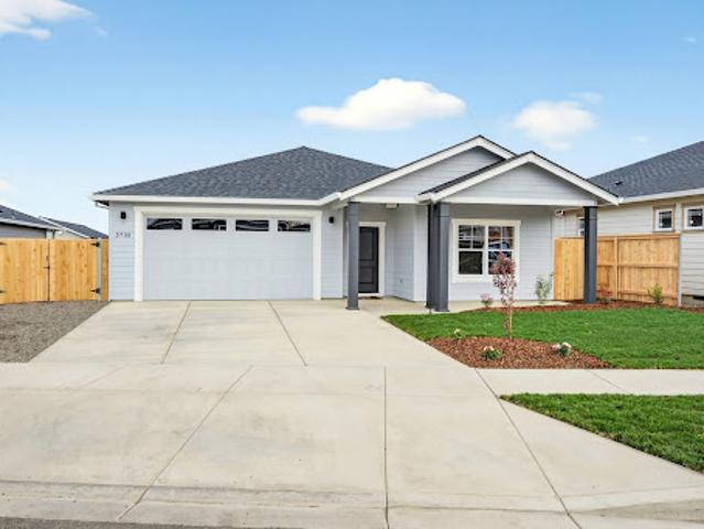 House for sale in Oregonia