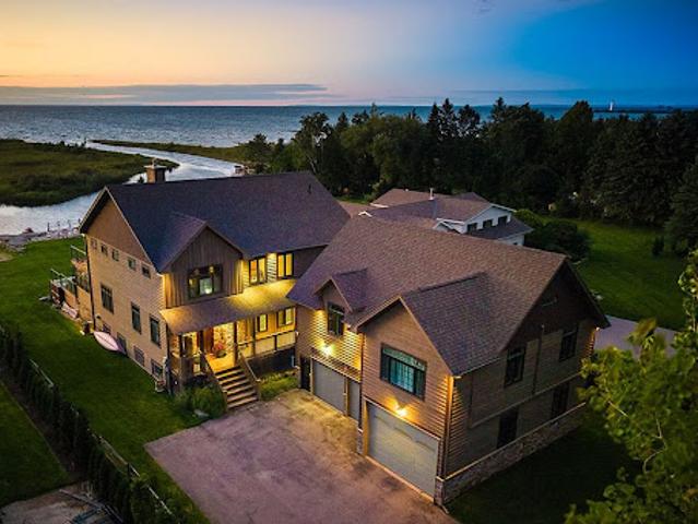 House for sale in Collingwood, Central Ontario