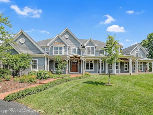 House for sale in West Chicago, Illinois