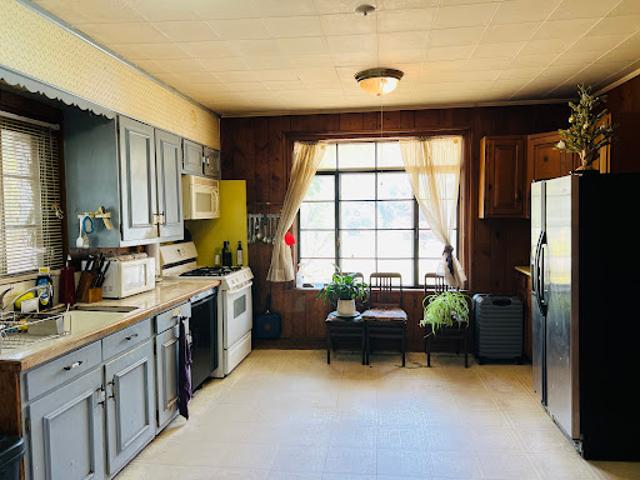 House for sale in Cos Cob, Connecticut