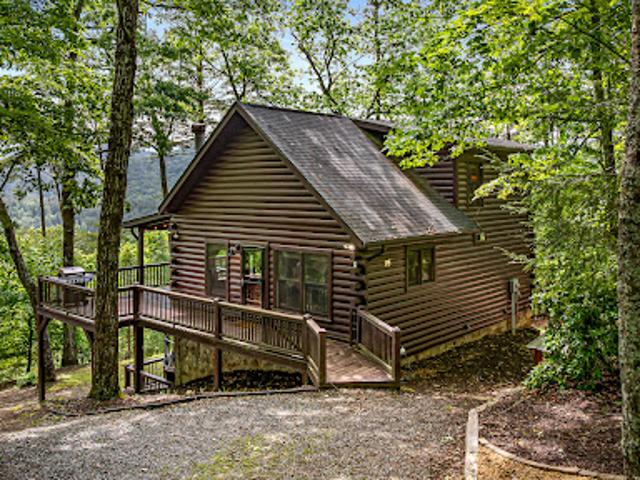 House for sale in Blue Ridge