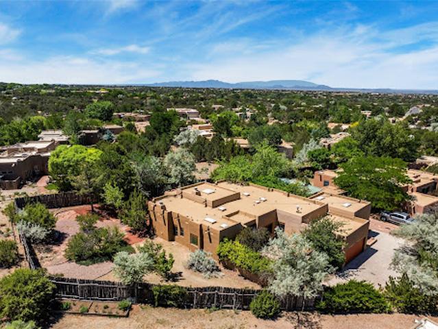 House for sale in Santa Fe, New Mexico