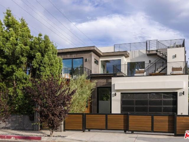 House for sale in Canoga Park, California