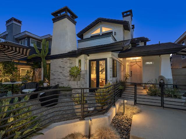 House for sale in Huntington Beach, California