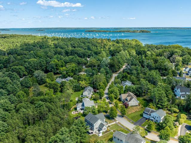 House for sale in Falmouth, Cumberland County