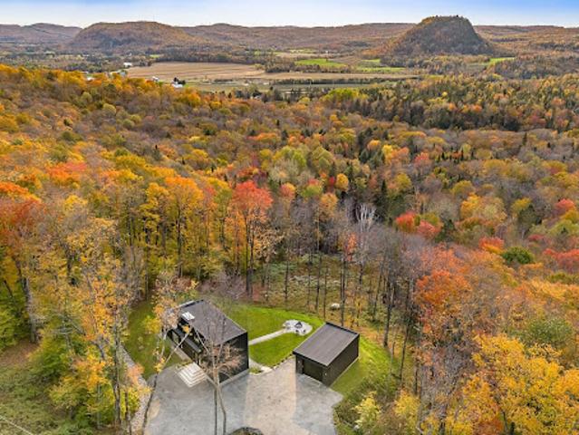 House for sale in Mont-Tremblant, Laurentides