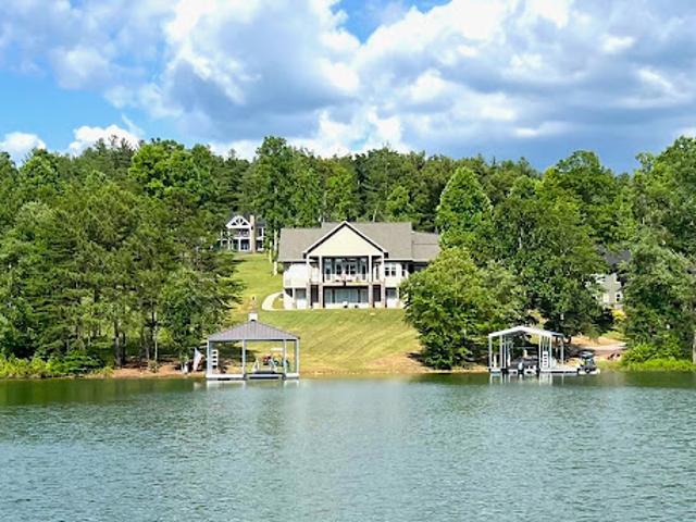 House for sale in Blairsville, Georgia