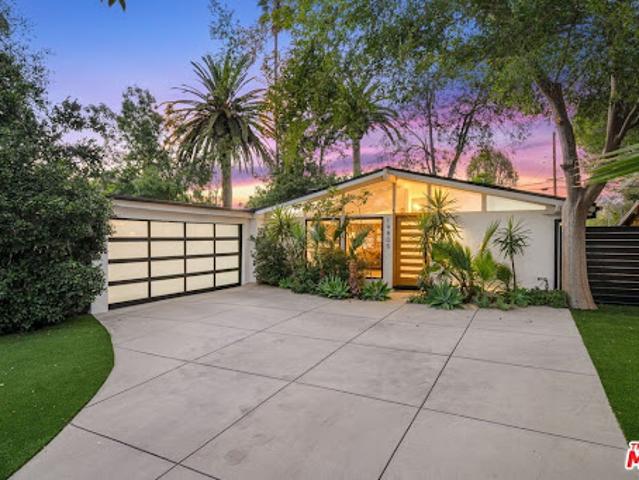 House for sale in Woodland Hills-Warner Center Neighborhood Council District, Canoga Park