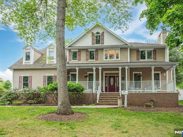 House for sale in Passaic, New Jersey