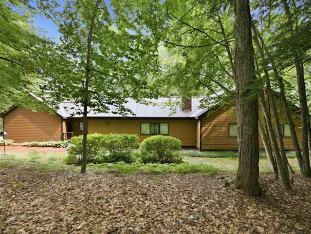 House for sale in Plantsville, Vermont
