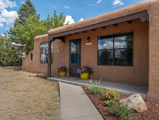 House for sale in Santa Fe, New Mexico