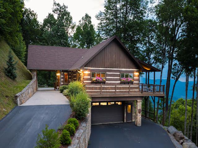 House for sale in Maggie Valley