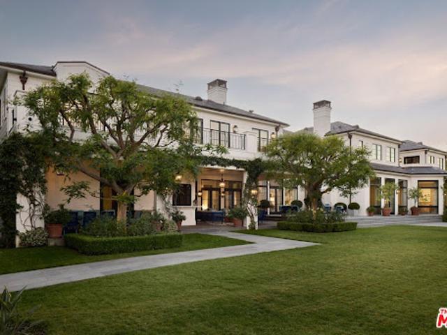 House for sale in Canoga Park, California