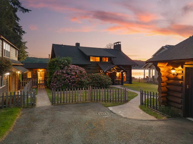 House for sale in Belfair, Washington