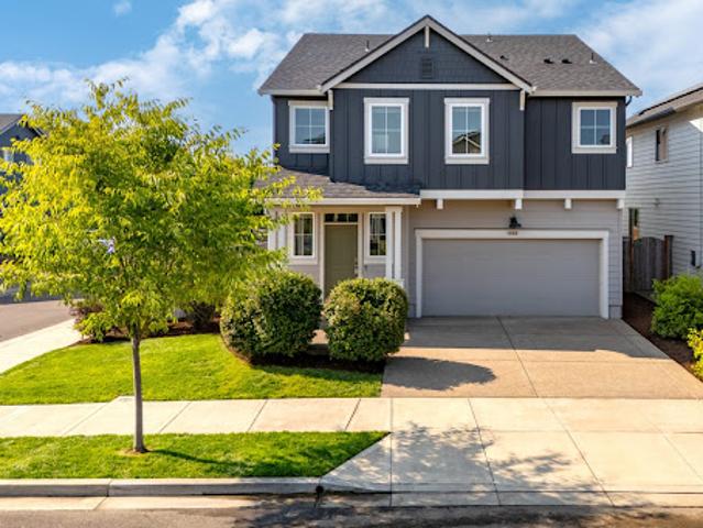 House for sale in Oregonia