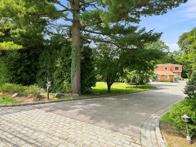 House for sale in Harrison, New York
