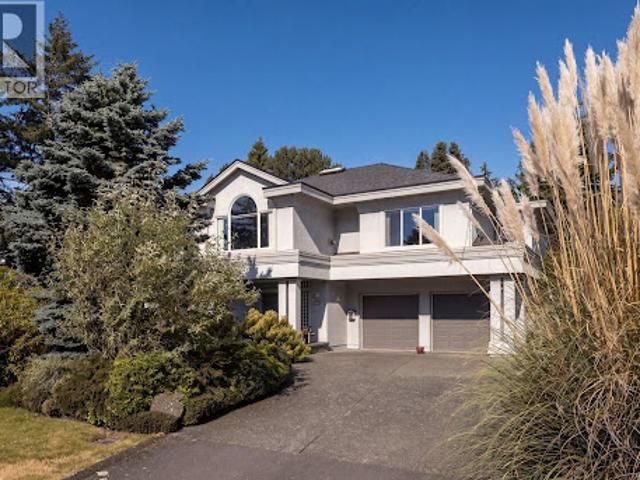House for sale in Saanich, British Columbia