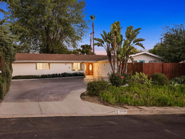 House for sale in Woodland Hills