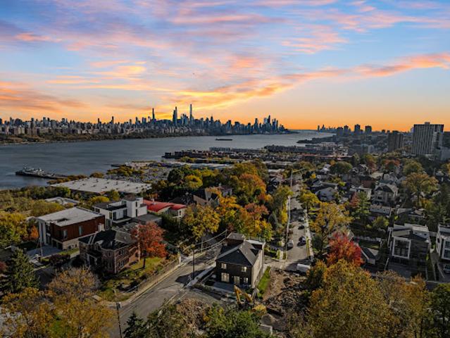 House for sale in Cliffside Park, New Jersey