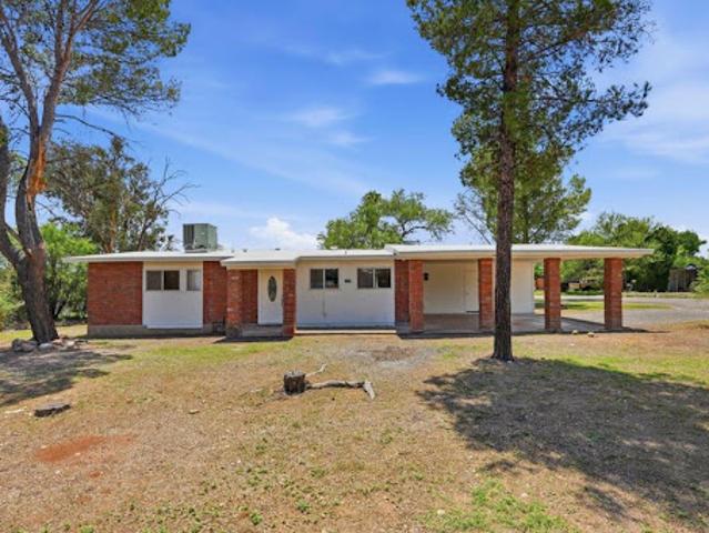 House for sale in Arizona