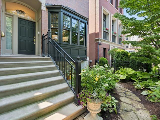 House for sale in Chicago Park, Illinois